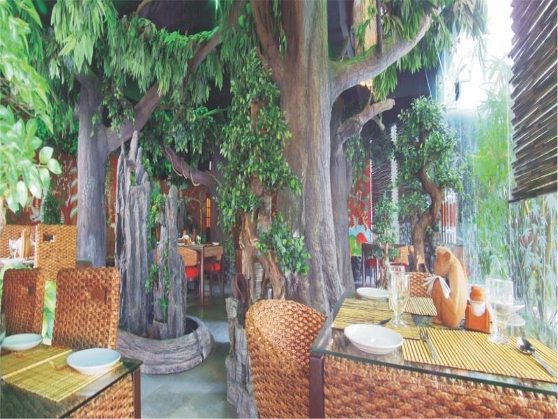 Hotel Chanakya Thiruvananthapuram Exteriör bild